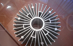 散热器工业铝合金型材